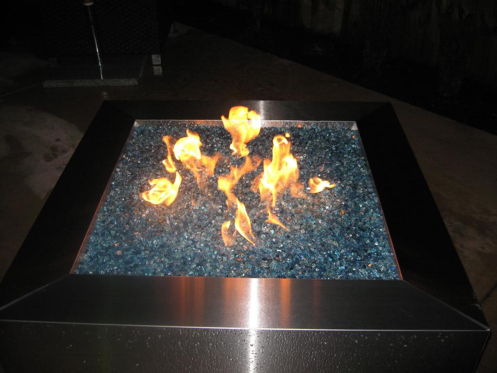 Outdoor Fire Pit With Glass Rocks Fire Pit Design Ideas