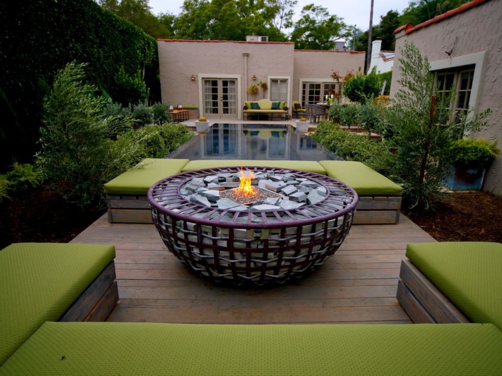 Simple Backyard Fire Pit Ideas