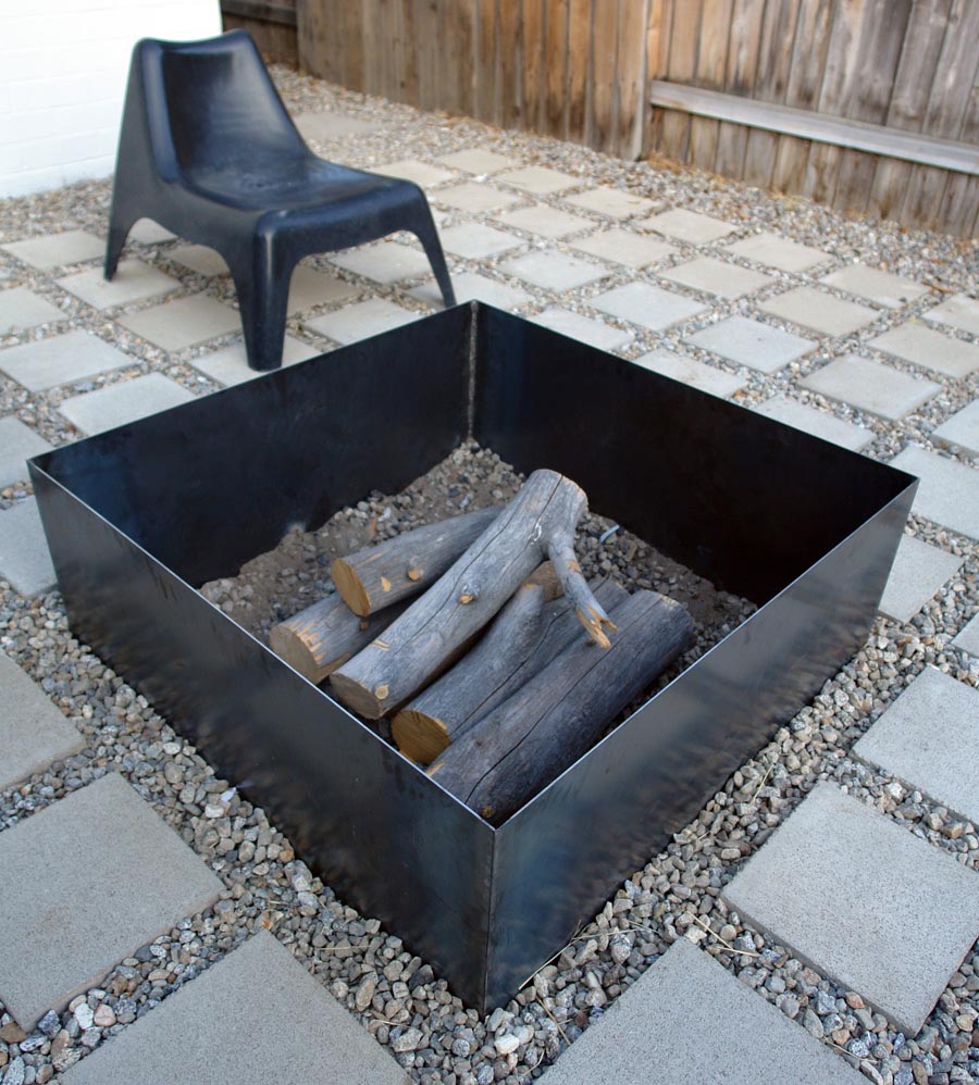 Cowboy Cauldron Portable Fire Pit and Grill
